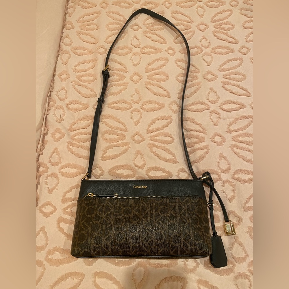 CALVIN KLEIN BROWN CROSSBODY *BRAND NEW*